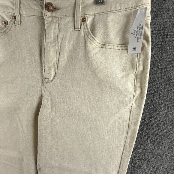 NWT Seven7 Jeans Slim Straight Ivory High Rise Denim Pants Fitted Hips Ladies - Picture 3 of 16